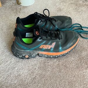 Inov-8 trailfly ultra g 300 max
